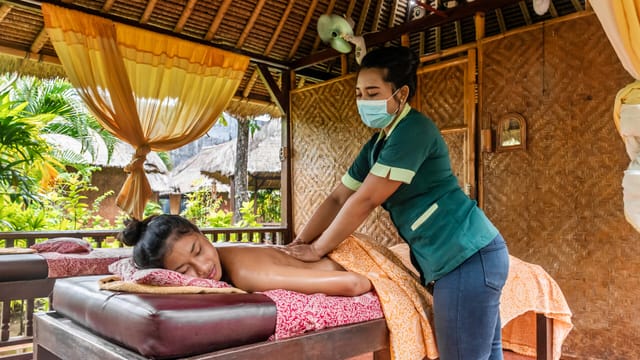 Balinese Massage - Massage Thư Giãn Theo Phong Cách Bali