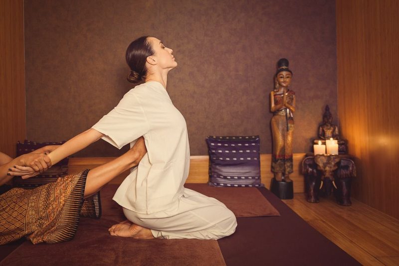 Thai Yoga Massage - Massage Thư Giãn Theo Phong Cách Thái